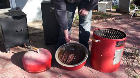 How to Convert a Brinkman Smoker From Charcoal to Electric